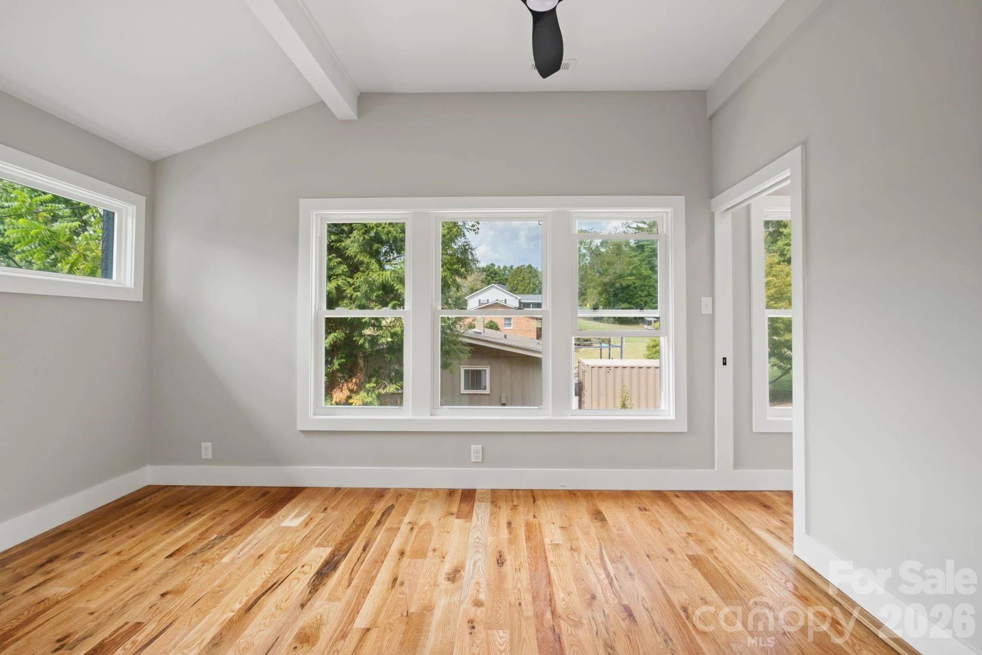 65 Dogwood Grove - Photo 12