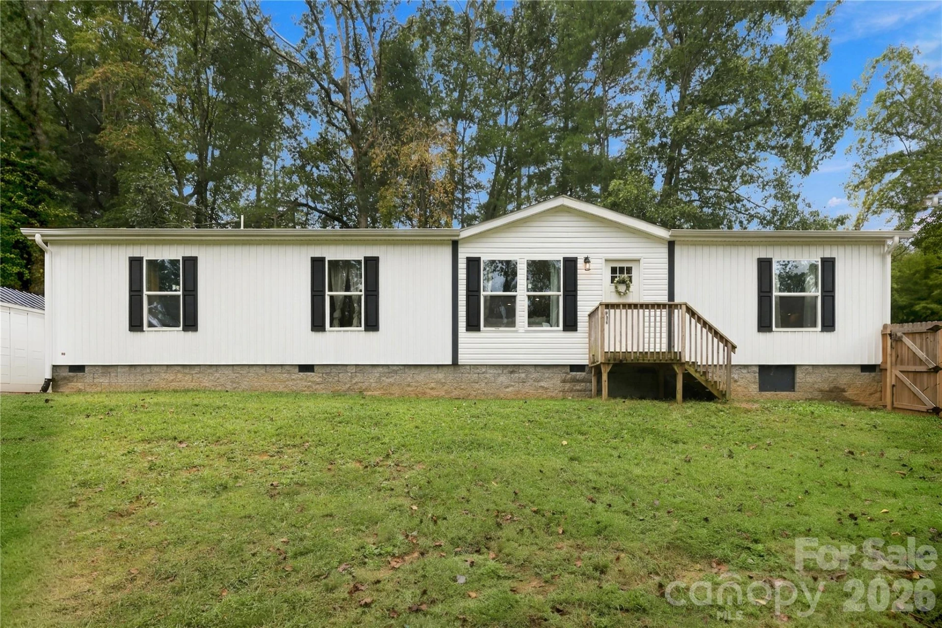 371 Piney Ridge Drive - Photo 3