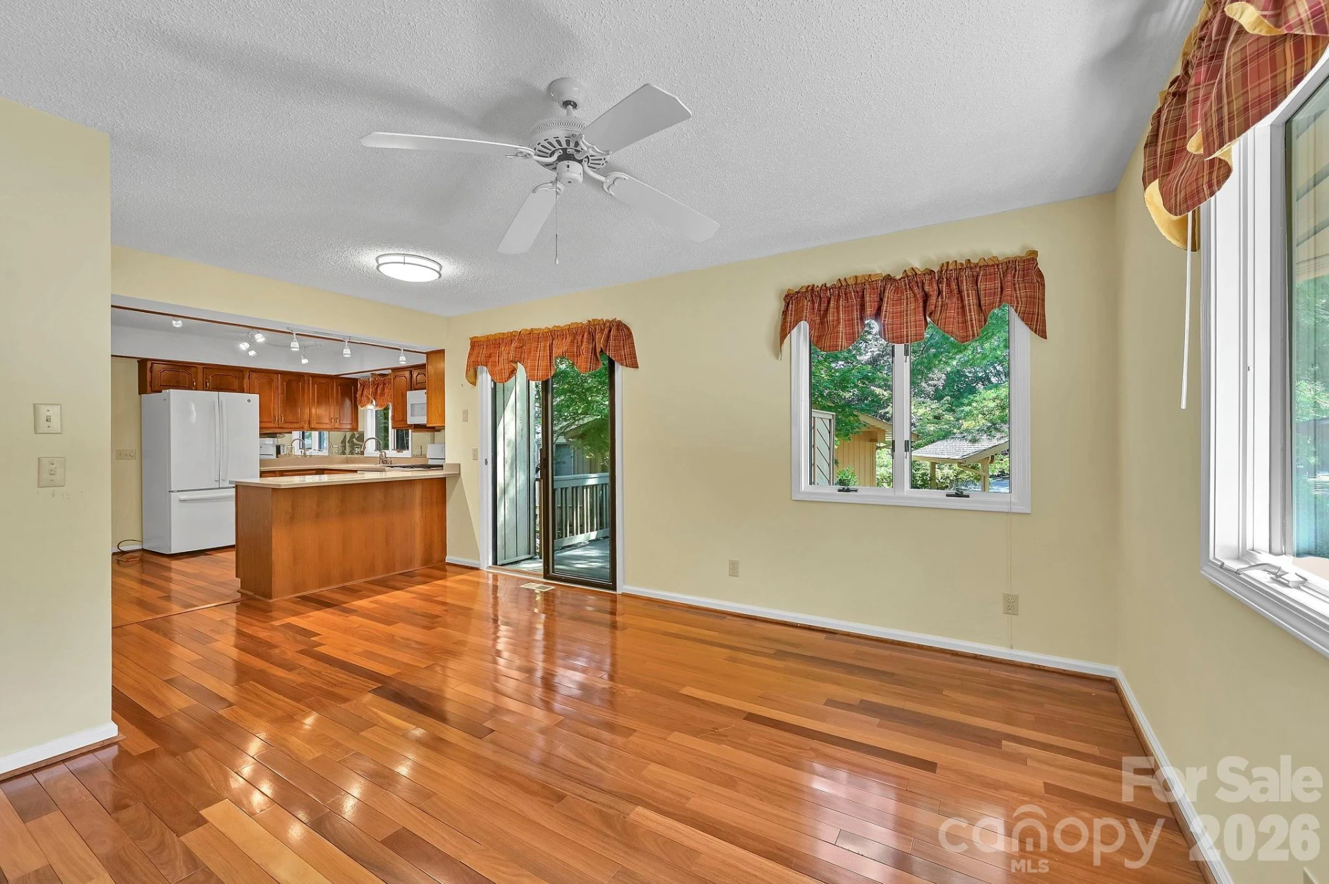 901 Red Oak Drive - Photo 22