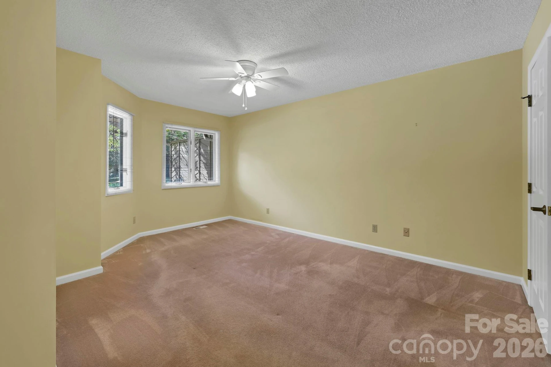 901 Red Oak Drive - Photo 33