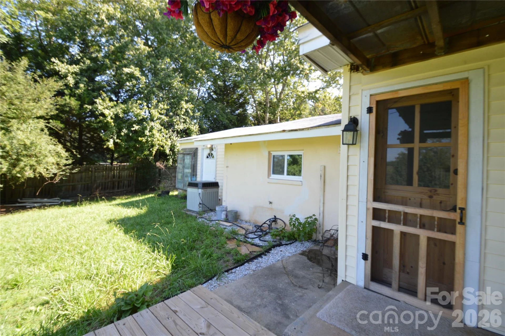 1183 Sandy Plains Road - Photo 9
