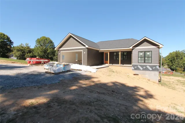 86 Whiskey River Run, Hendersonville, NC, 28792