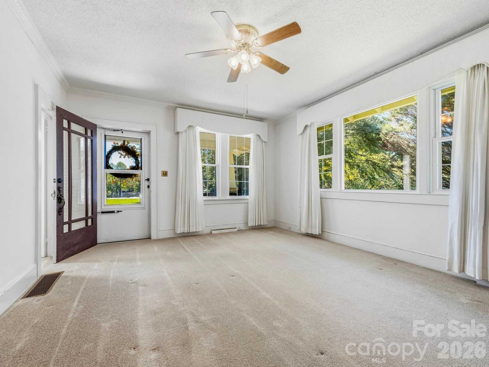 1308 Charlotte Highway - Photo 6