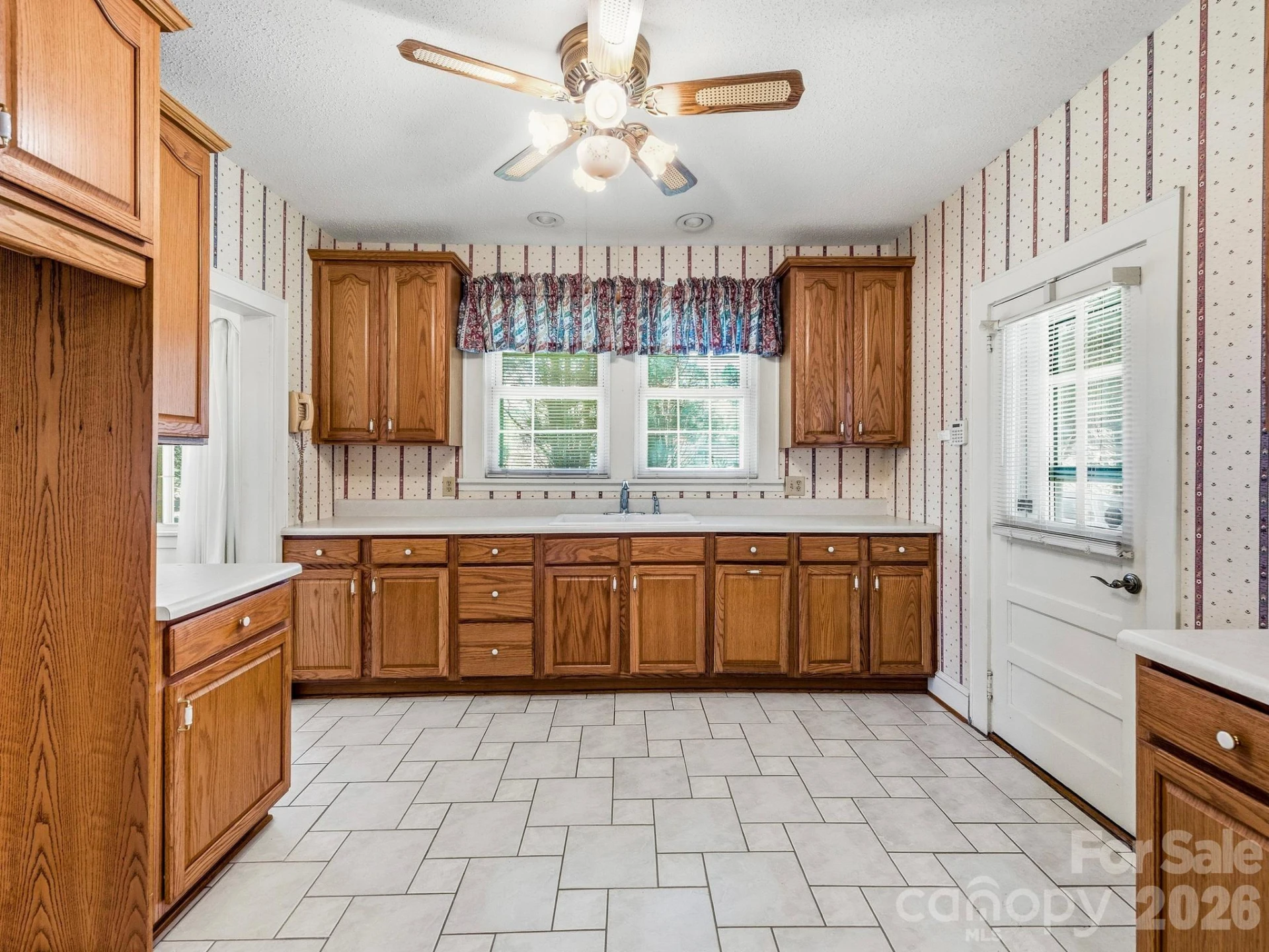 1308 Charlotte Highway - Photo 13
