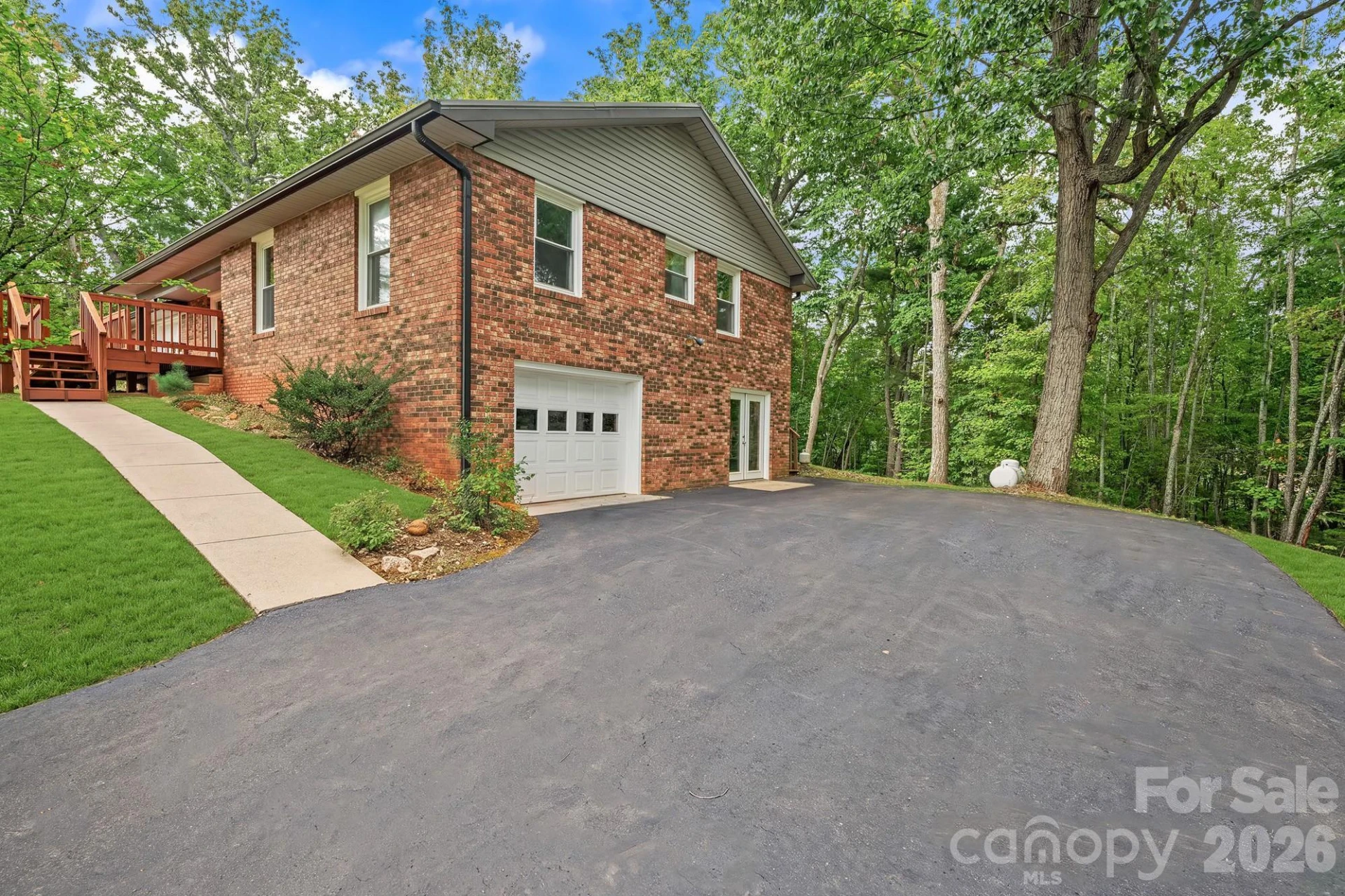 431 Pine Ridge Road - Photo 3