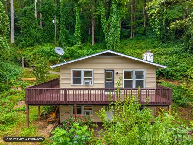 697 Courtney Drive, Hendersonville, NC, 28792
