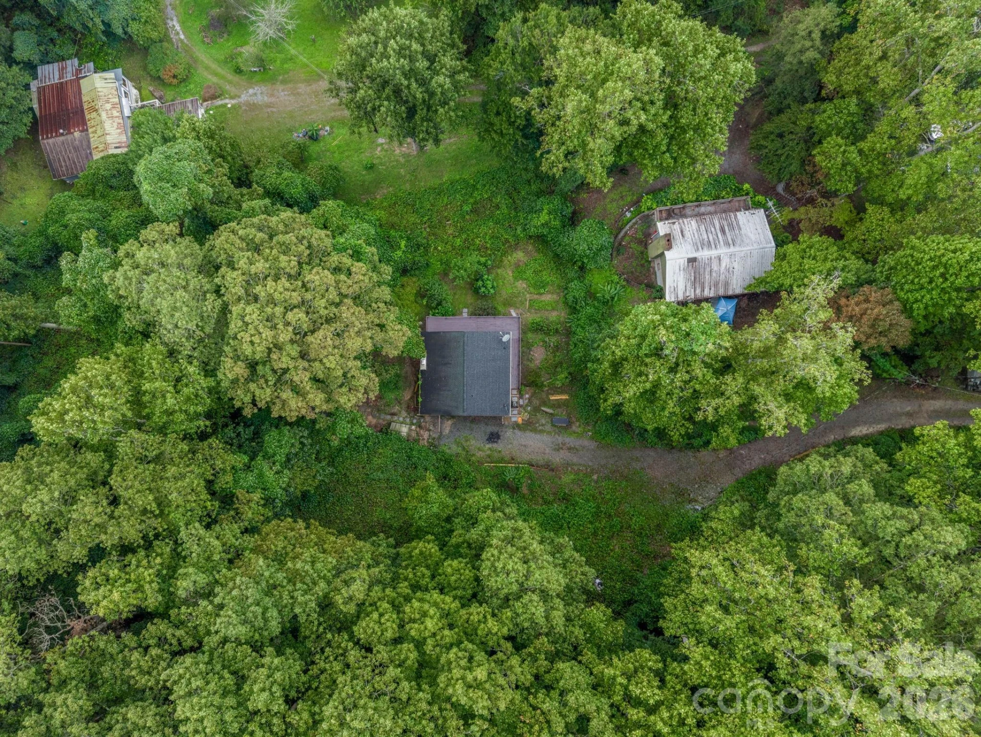 697 Courtney Drive - Photo 29