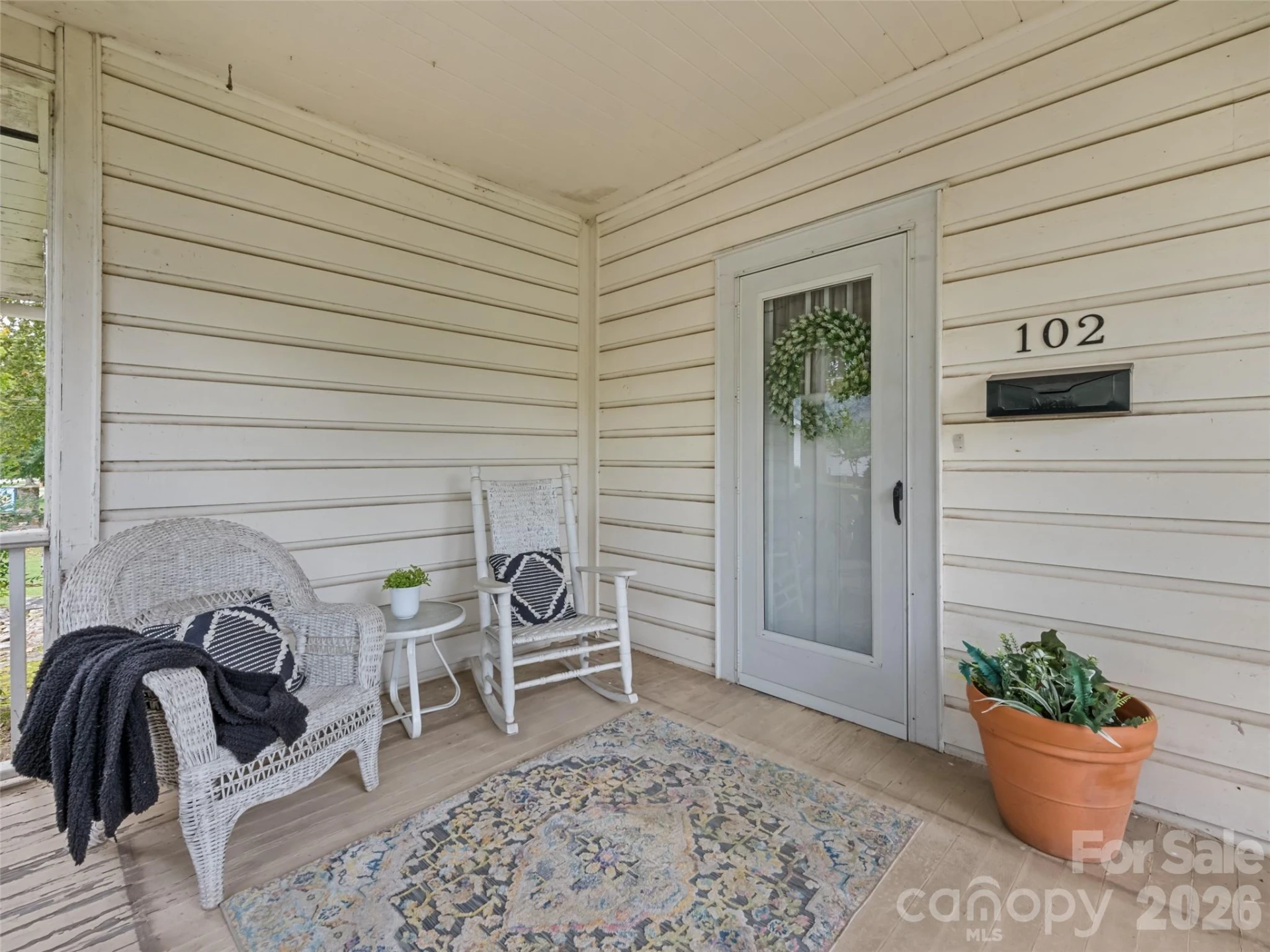 102 W Marshall Street - Photo 12