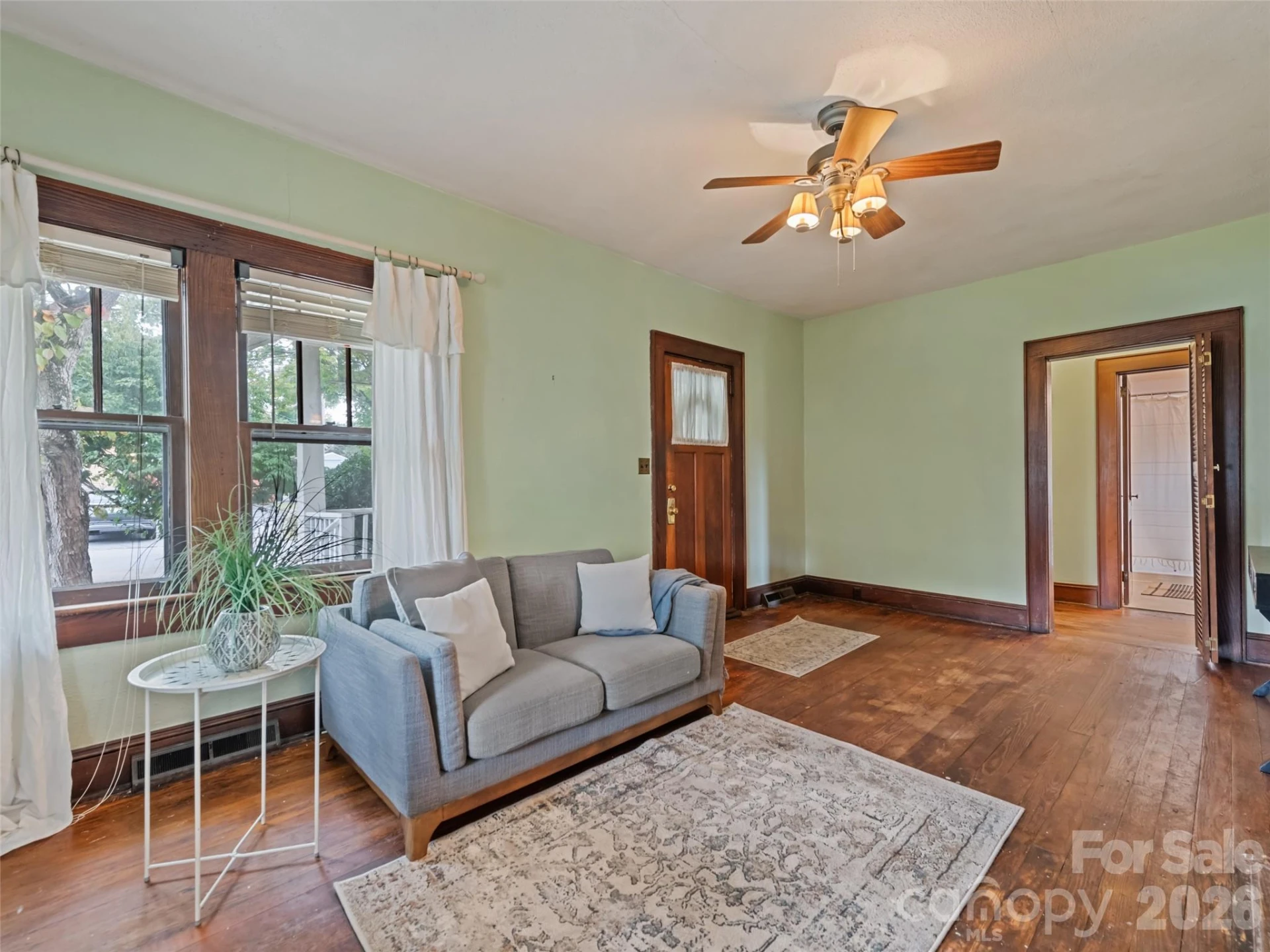 102 W Marshall Street - Photo 15