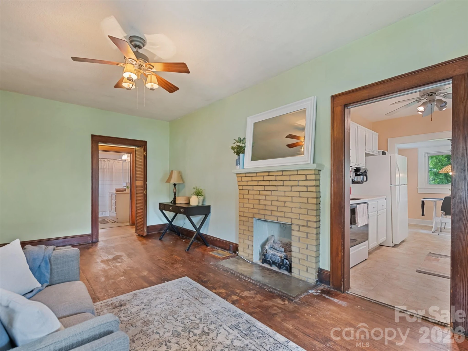 102 W Marshall Street - Photo 16