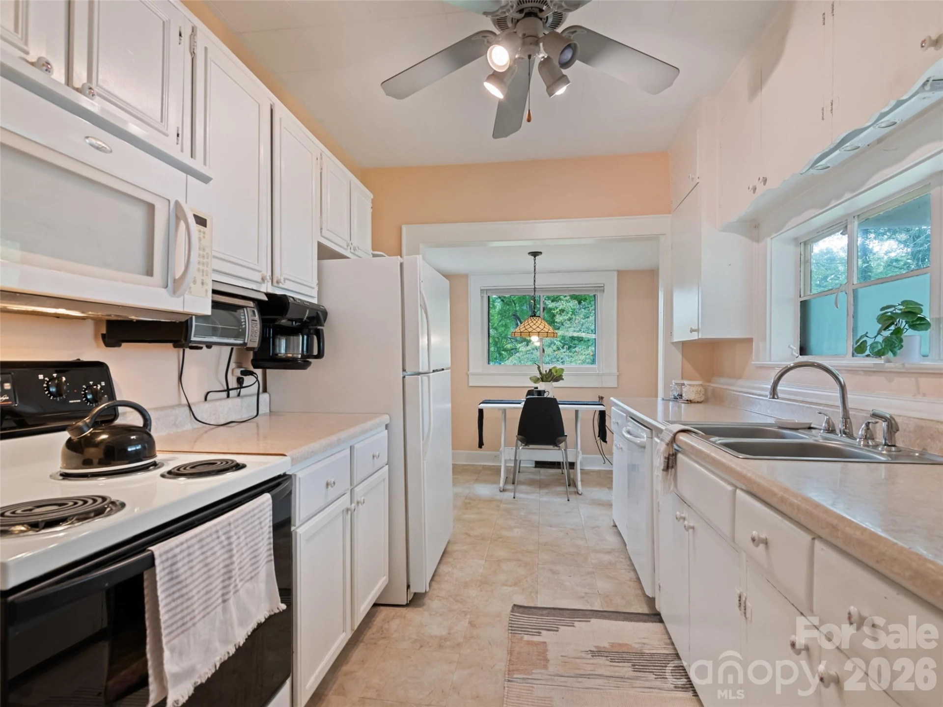102 W Marshall Street - Photo 17