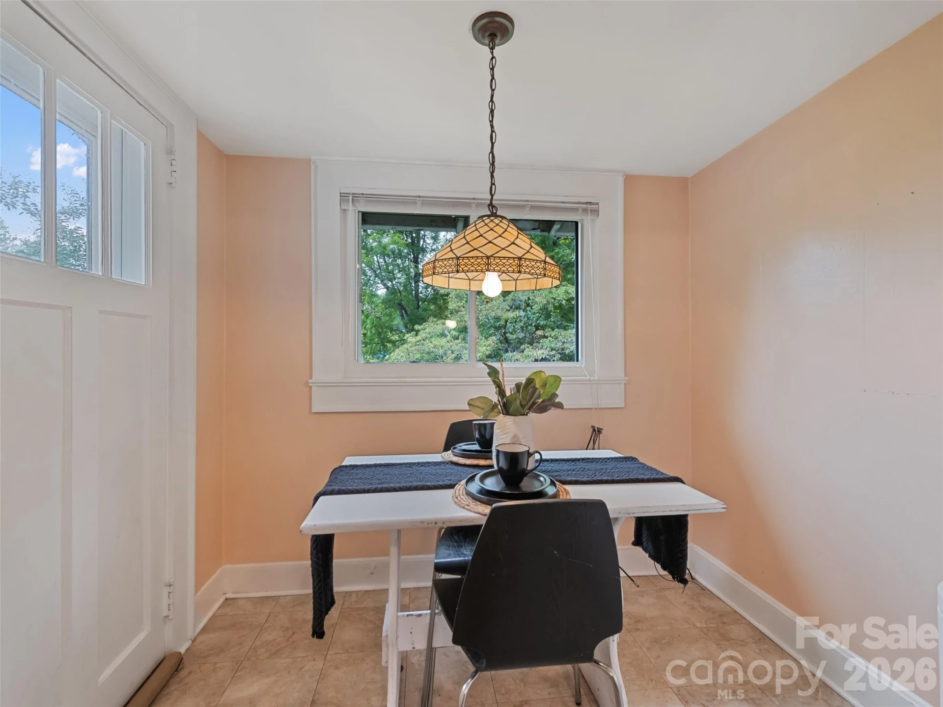 102 W Marshall Street - Photo 19