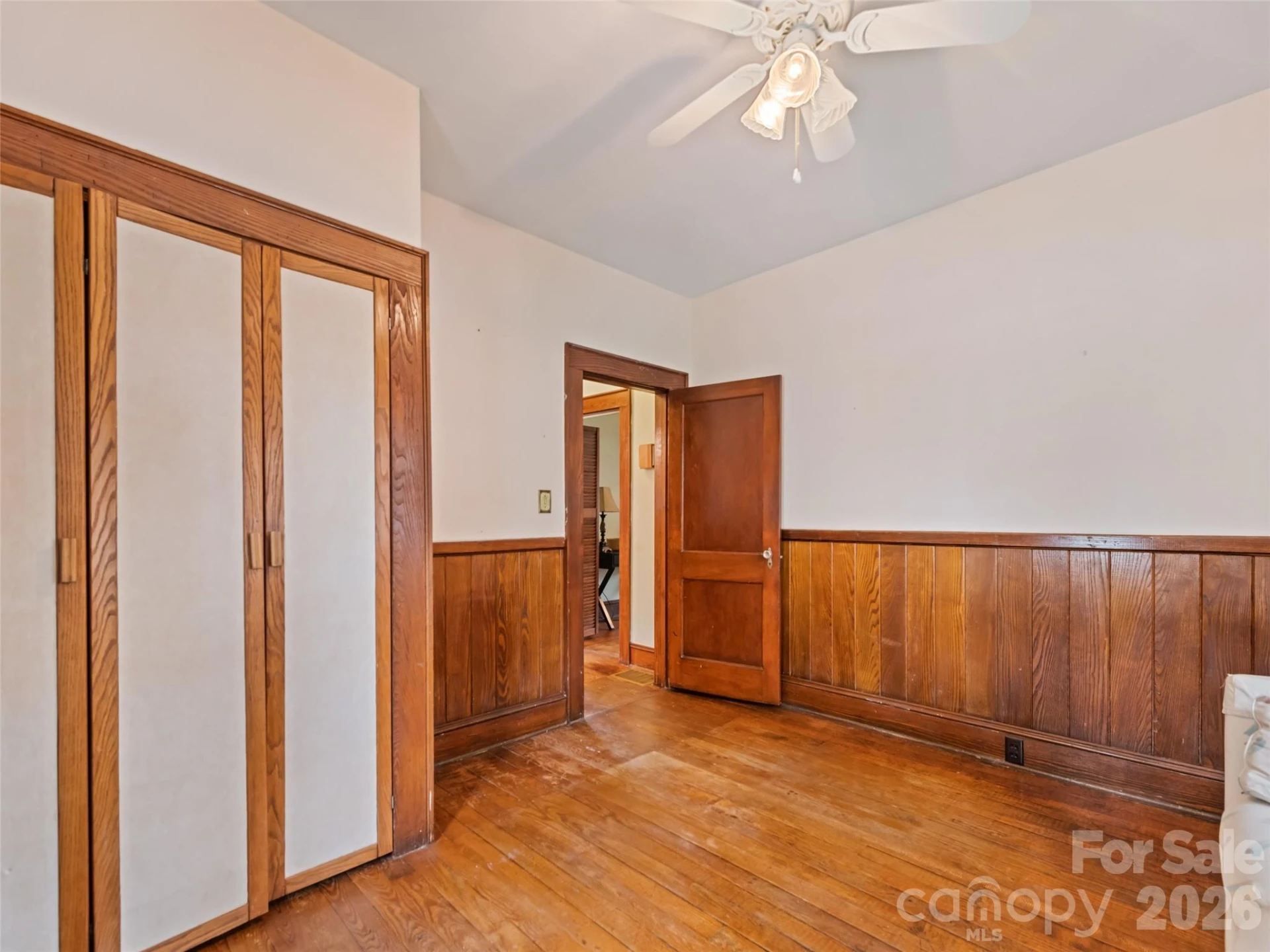 102 W Marshall Street - Photo 23