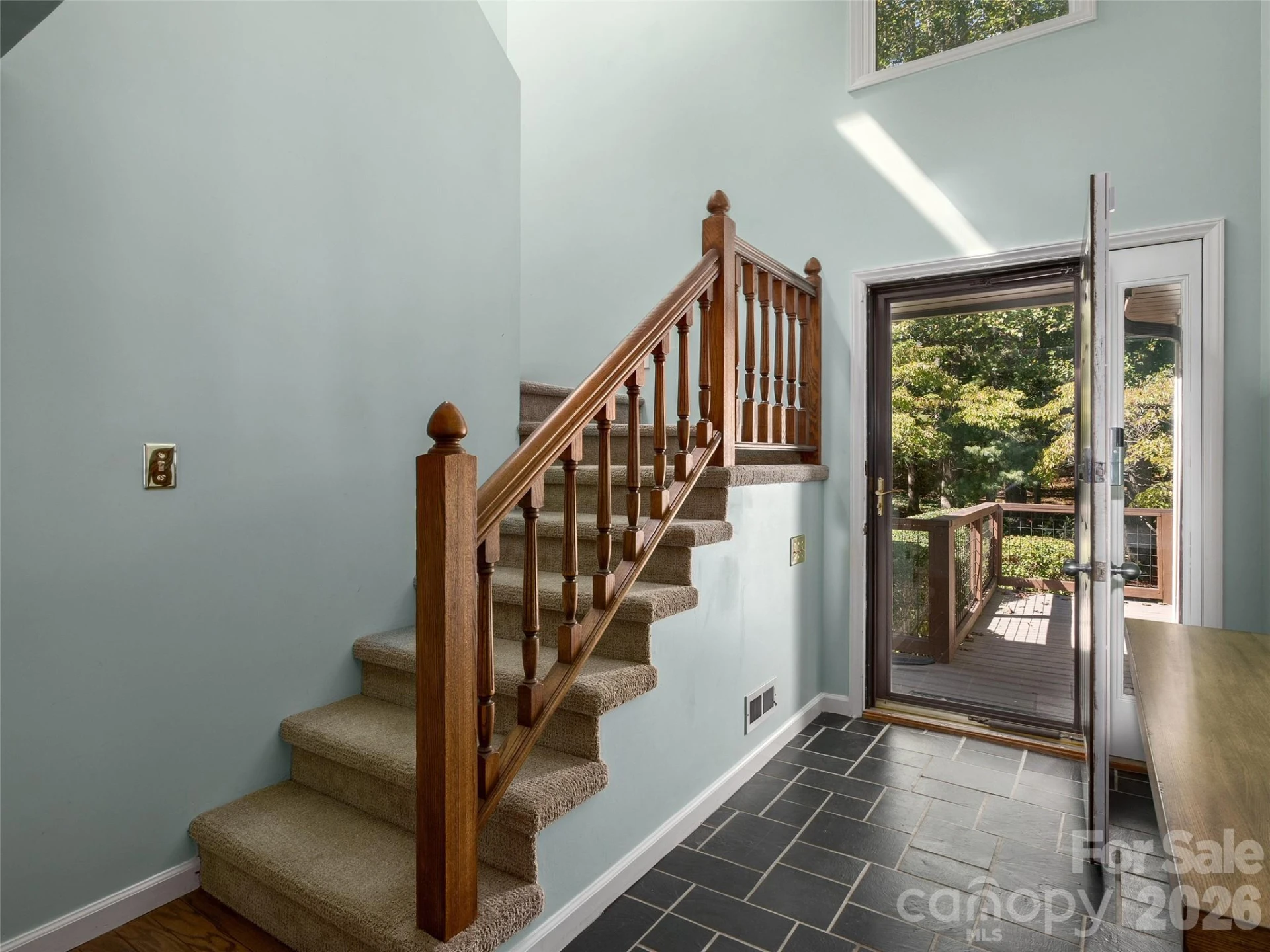 623 Owensby Road - Photo 3
