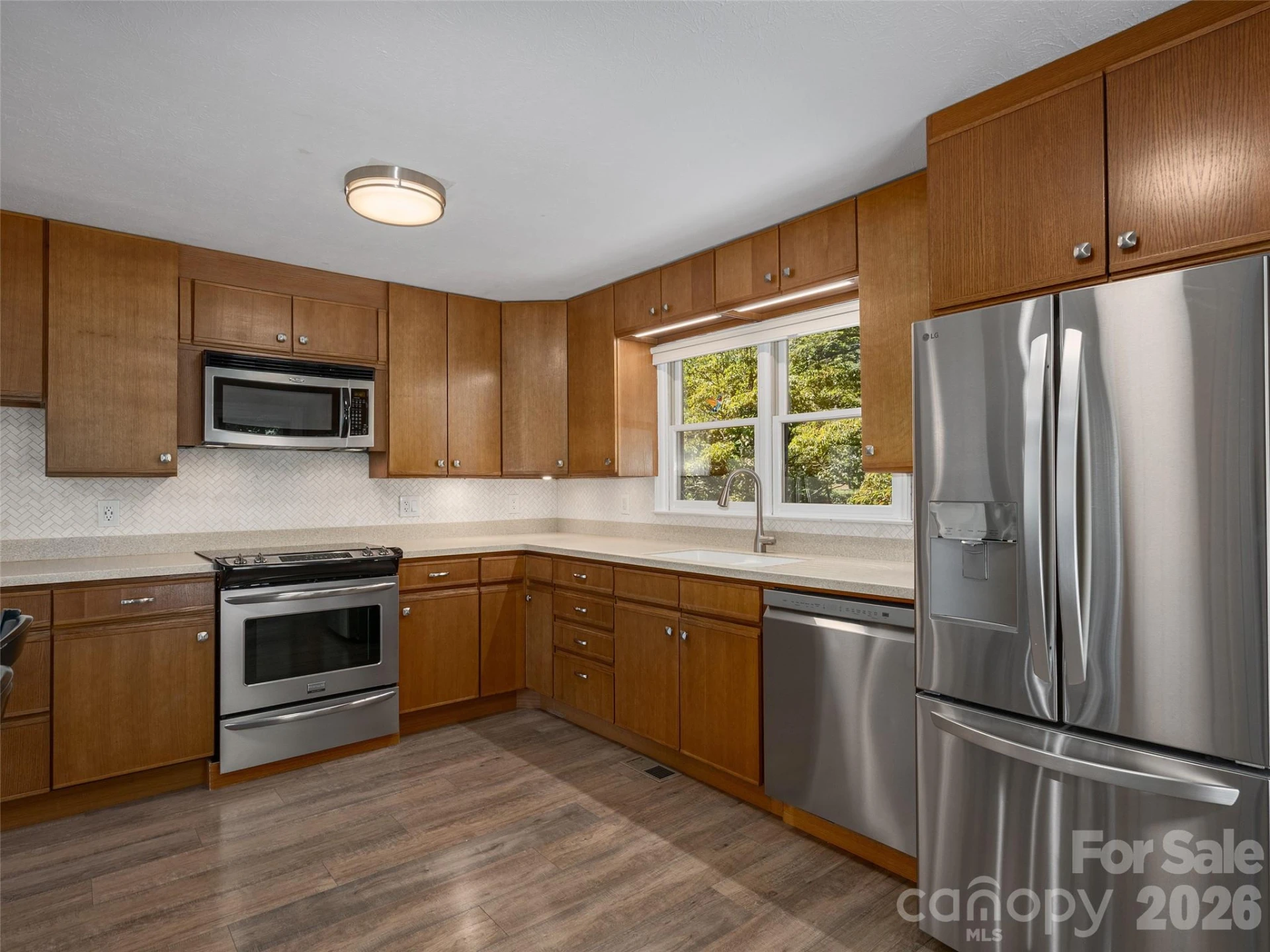 623 Owensby Road - Photo 10