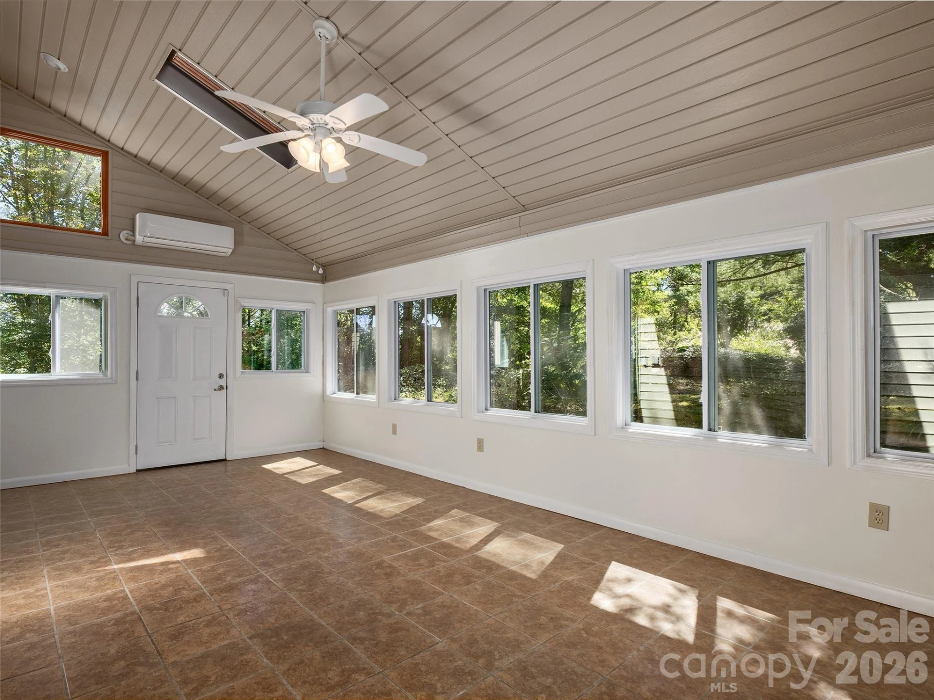623 Owensby Road - Photo 13
