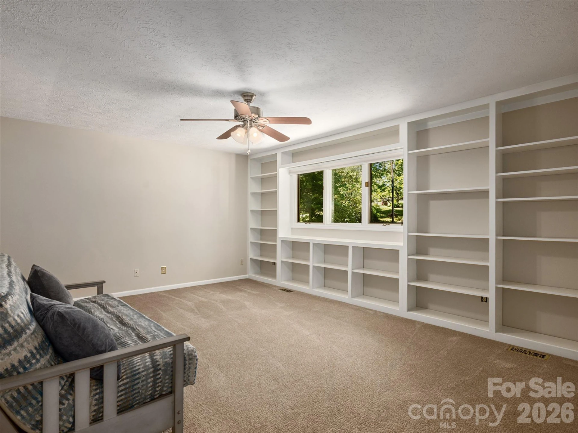623 Owensby Road - Photo 22