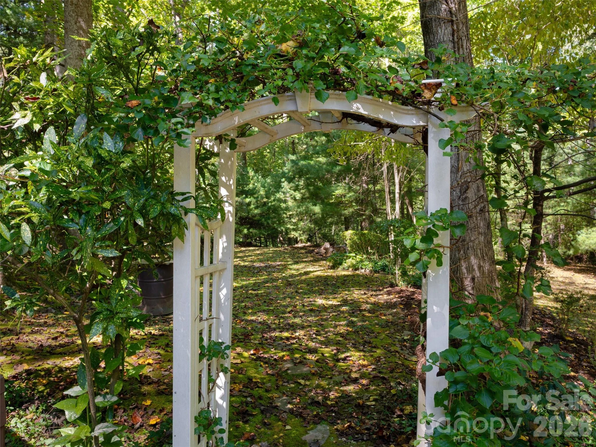 623 Owensby Road - Photo 24