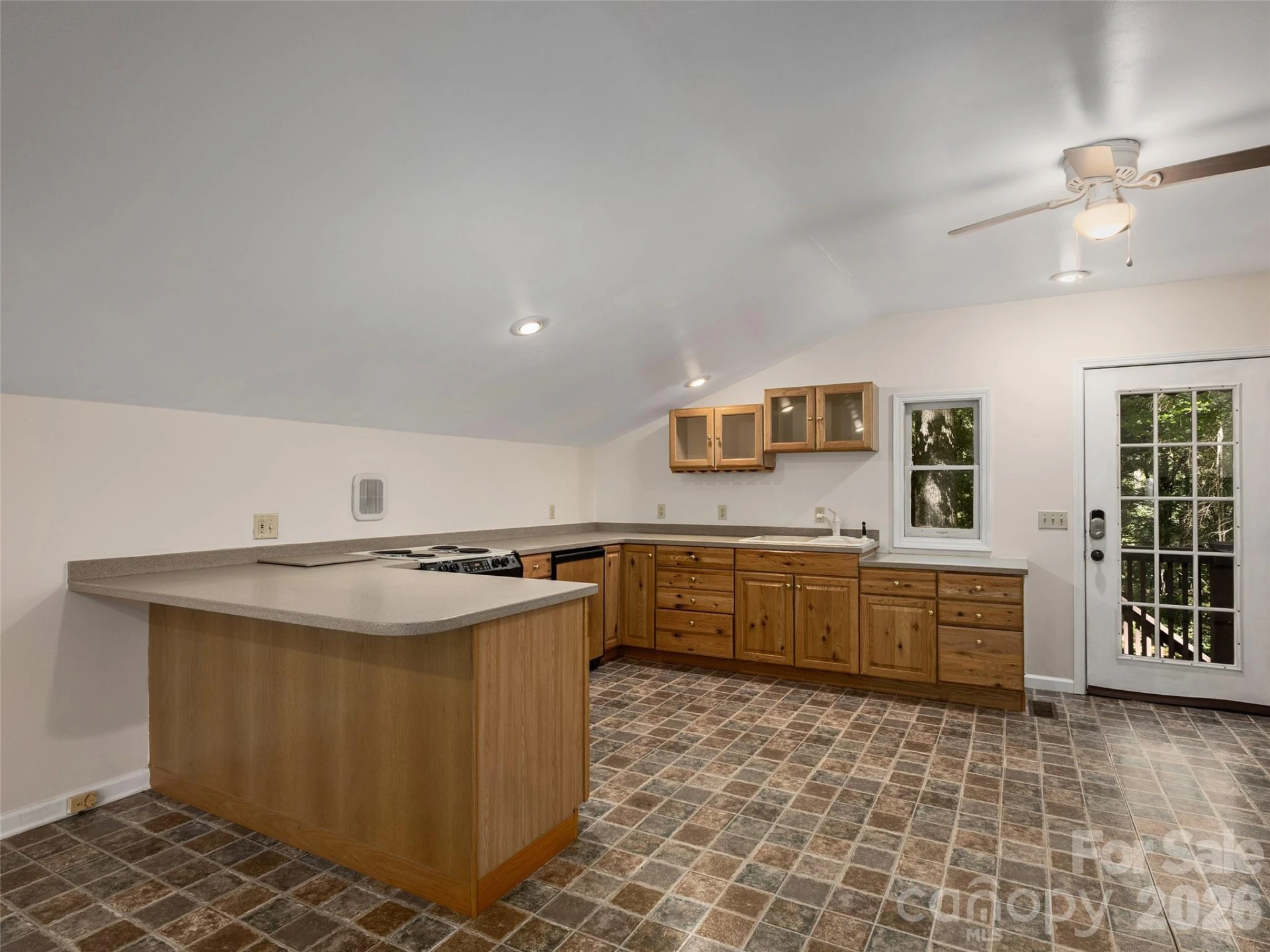 623 Owensby Road - Photo 28