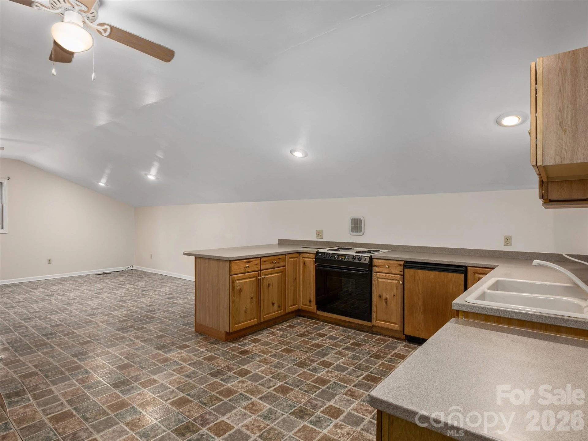623 Owensby Road - Photo 29