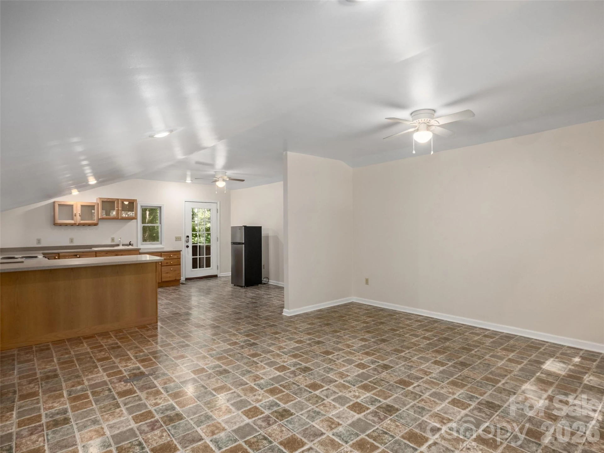 623 Owensby Road - Photo 32