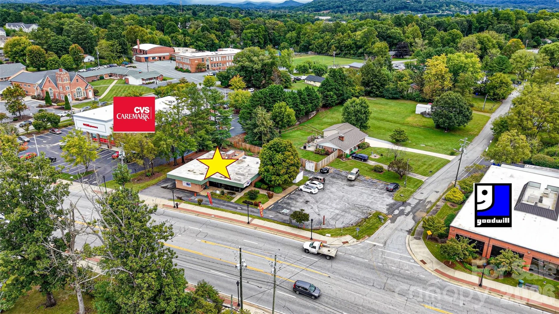 3484 Hendersonville Road