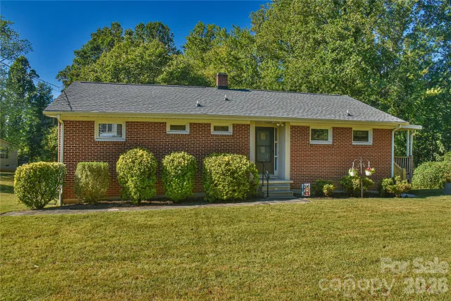 505 Monte Vista Road, Candler, NC, 28715