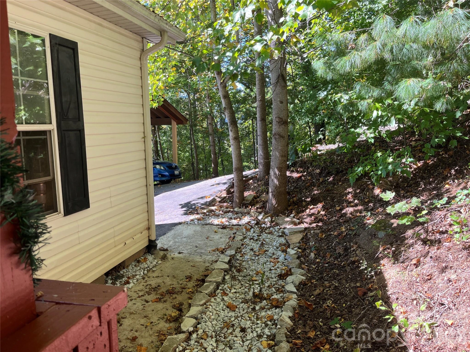 121 Hidden Meadow Drive - Photo 12