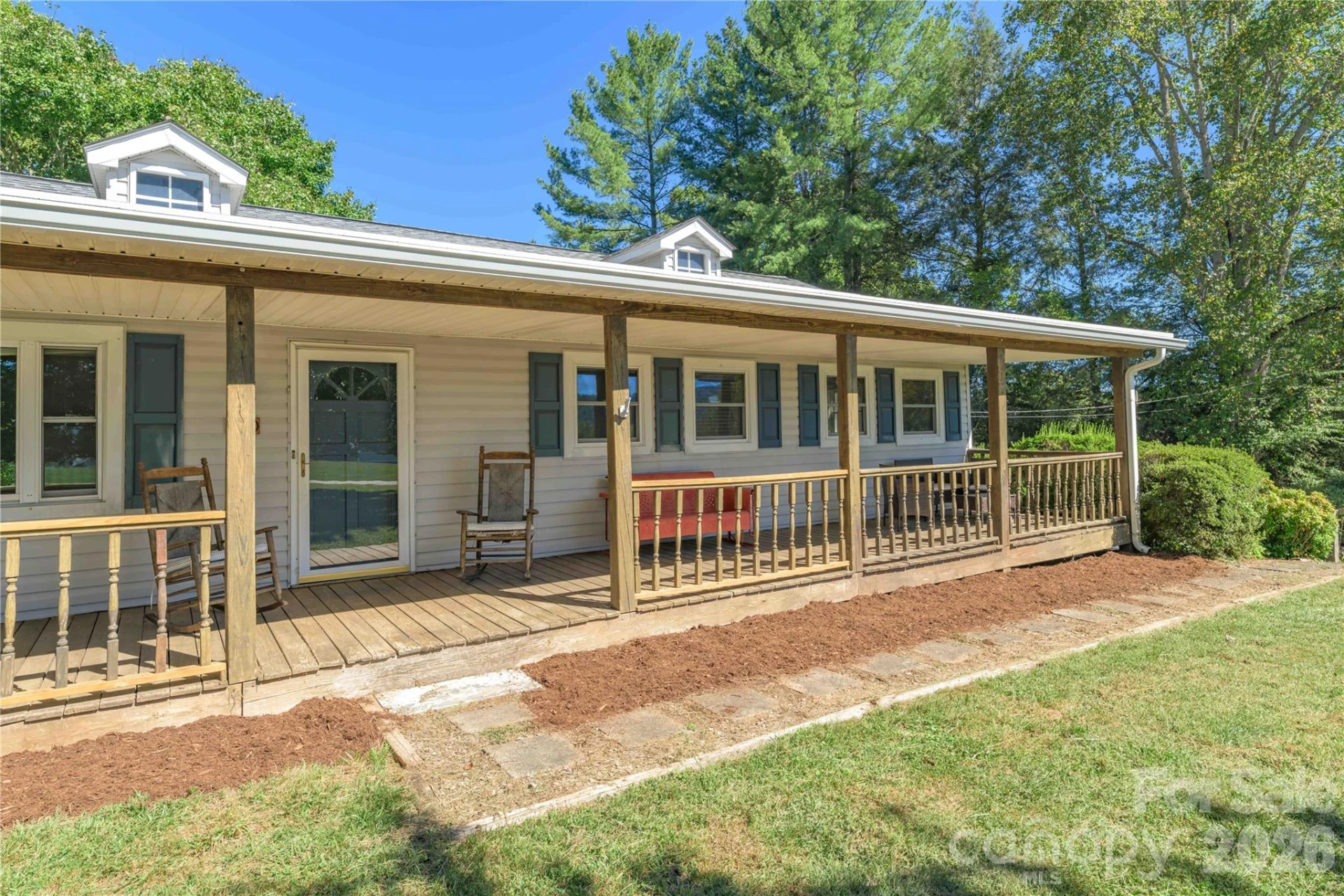 550 Enka Lake Road - Photo 3