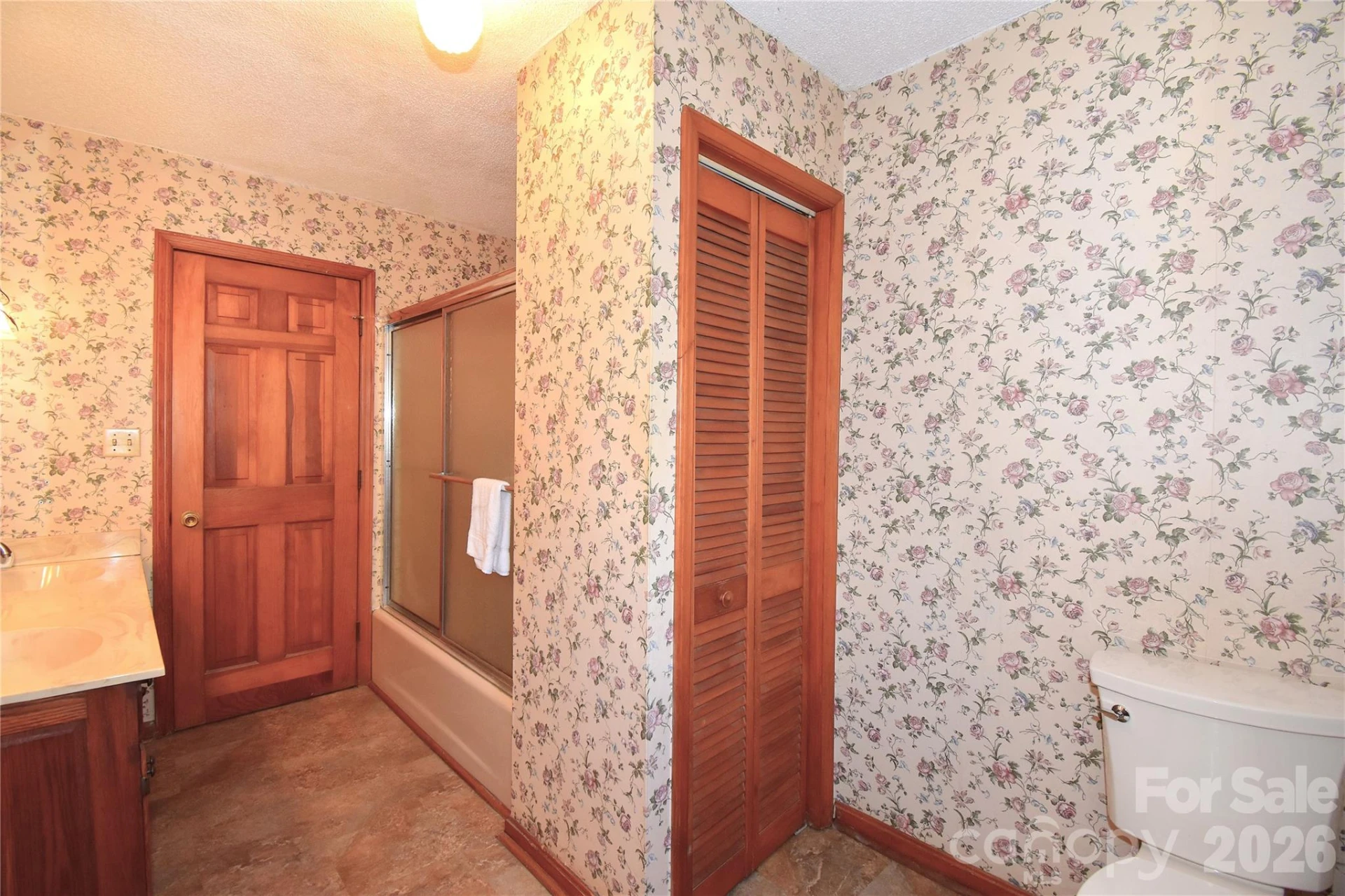 586 Justice Ridge Road - Photo 12