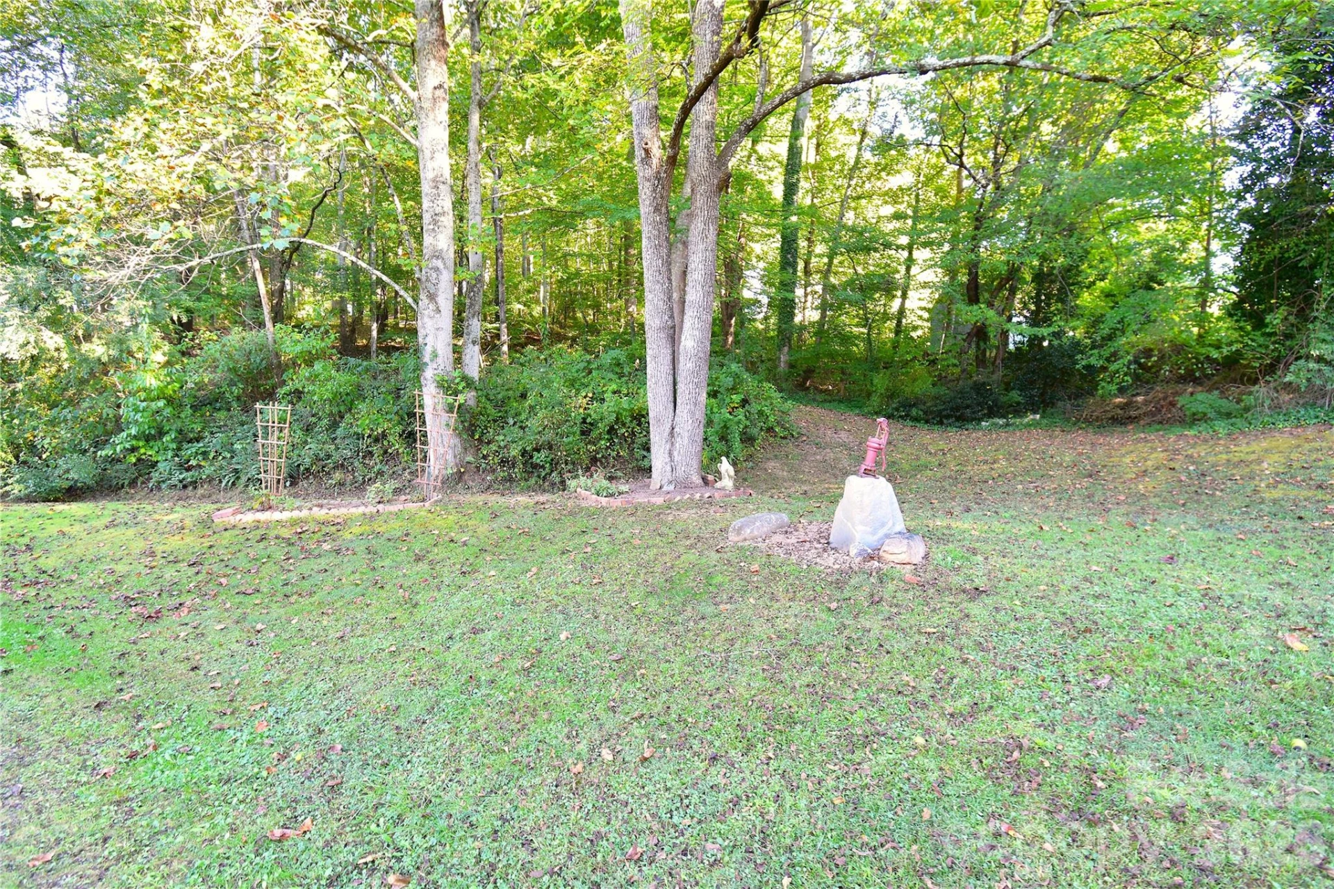 586 Justice Ridge Road - Photo 37