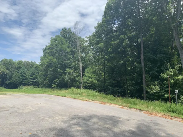 Lot 8 Creekwood DR