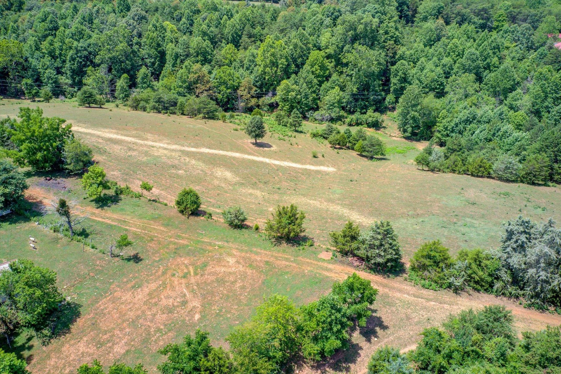 3718 Hardy RD - Photo 13