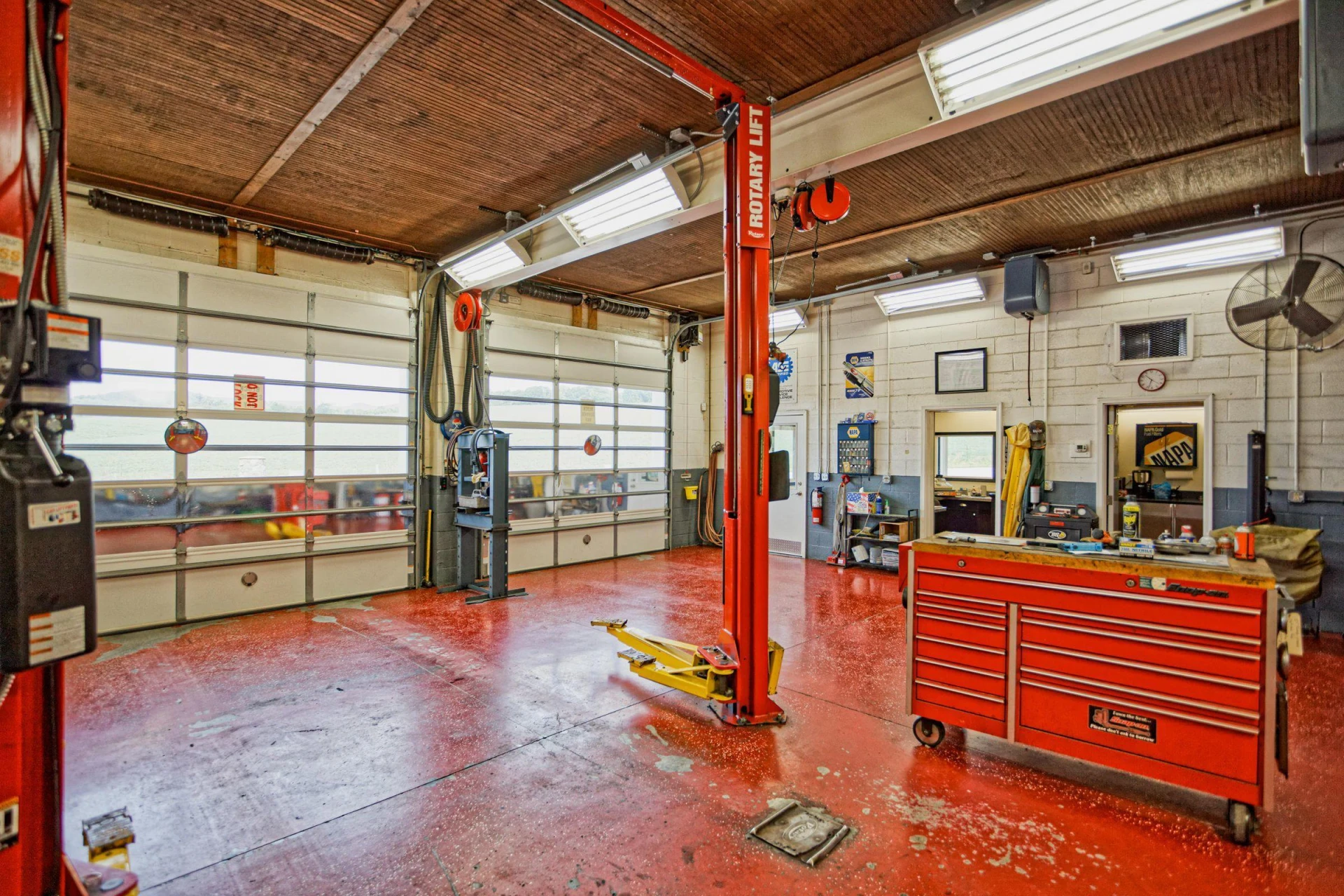 4373 S Lee Hwy - Photo 6