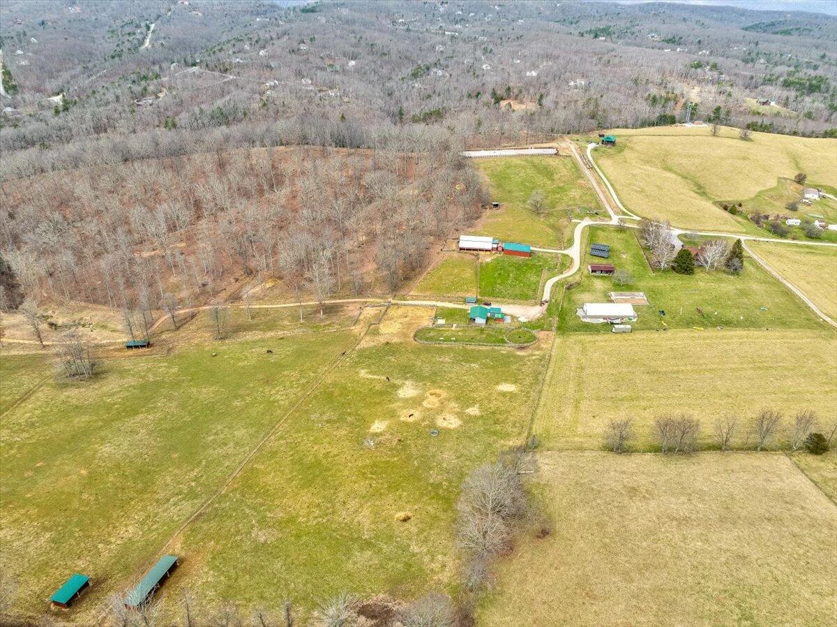 0 Farmingdale LN - Photo 32