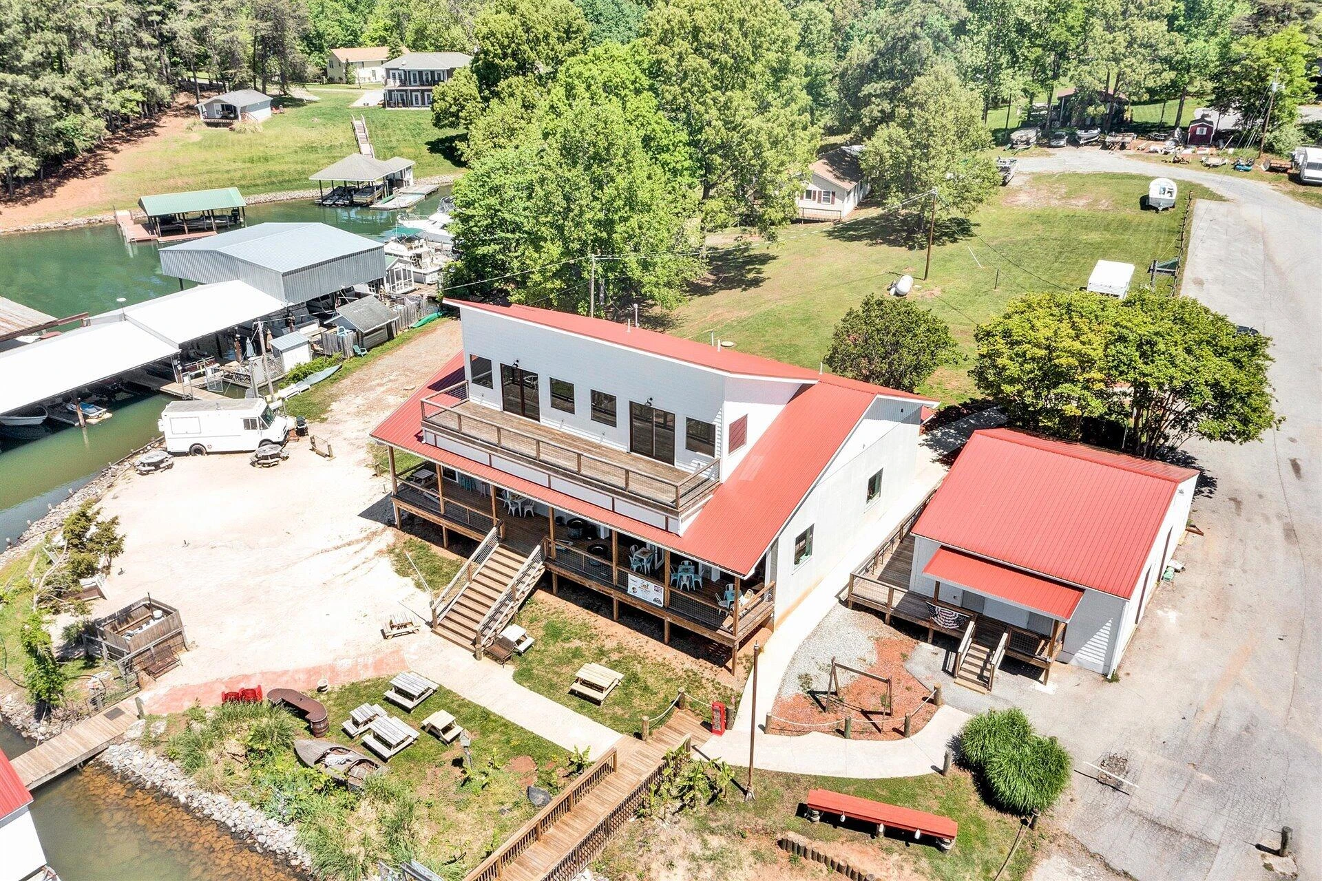 3619 Airport RD - Photo 3