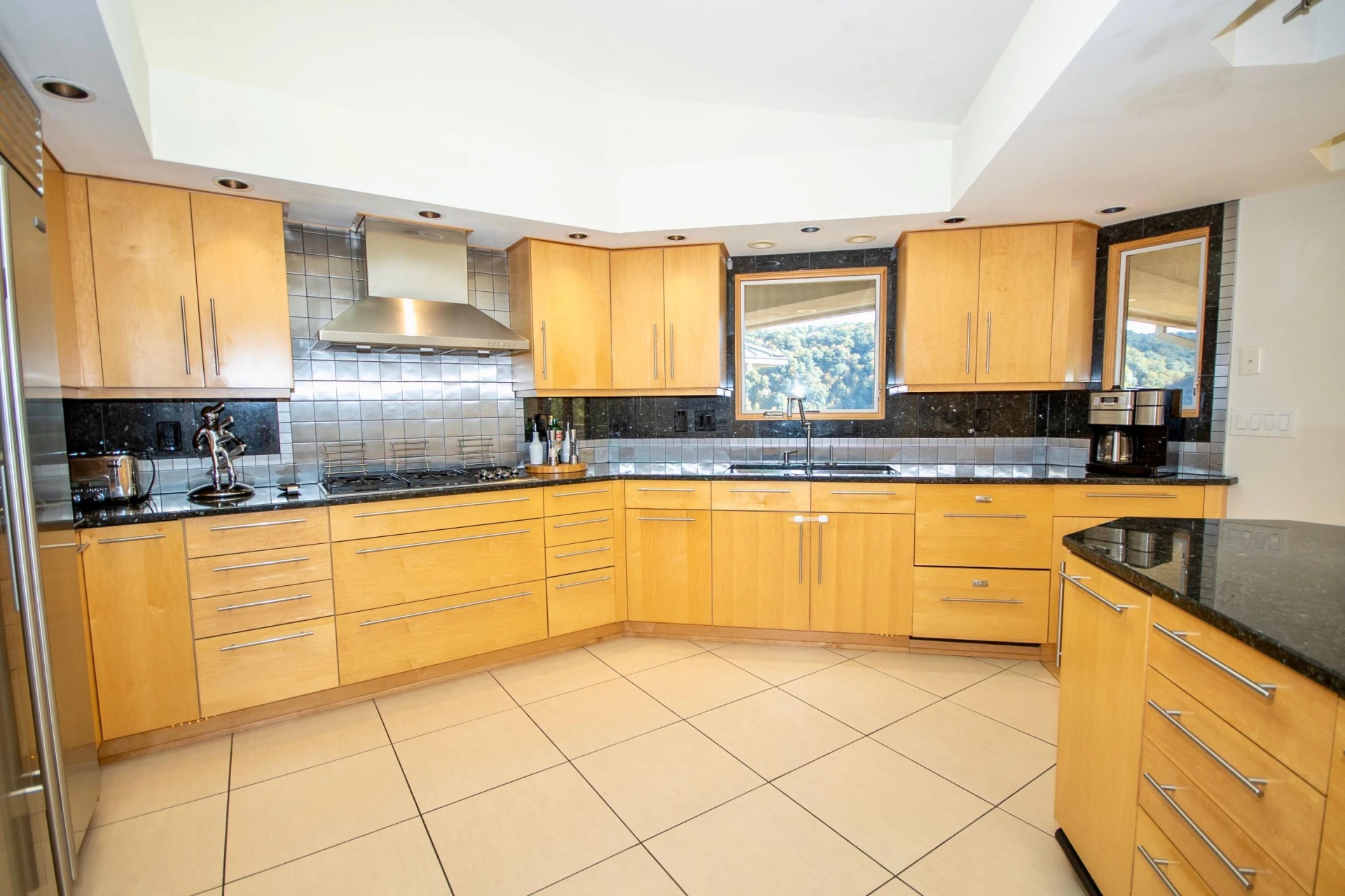 2530 Saddleridge CIR - Photo 16