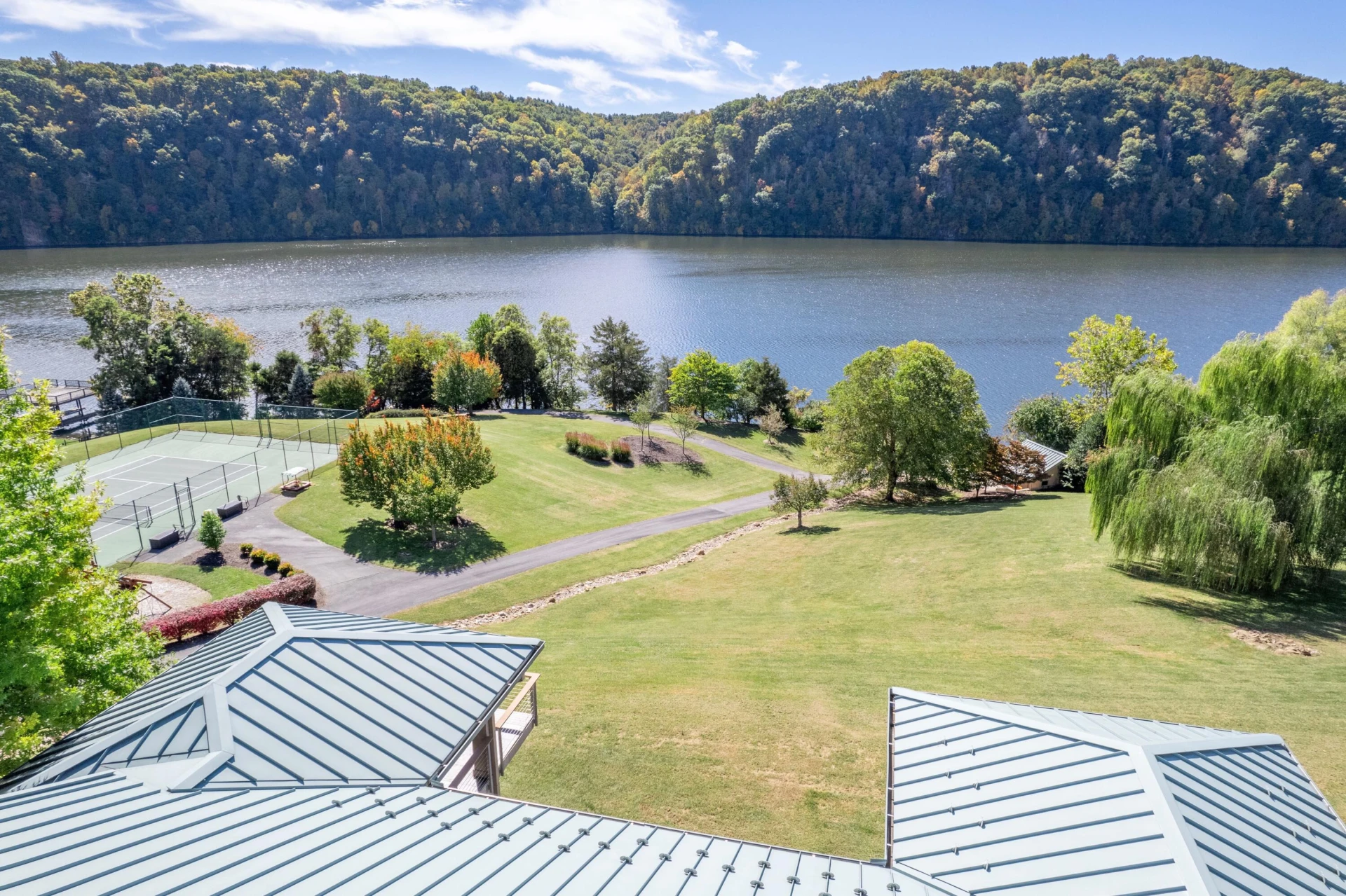 2530 Saddleridge CIR - Photo 2