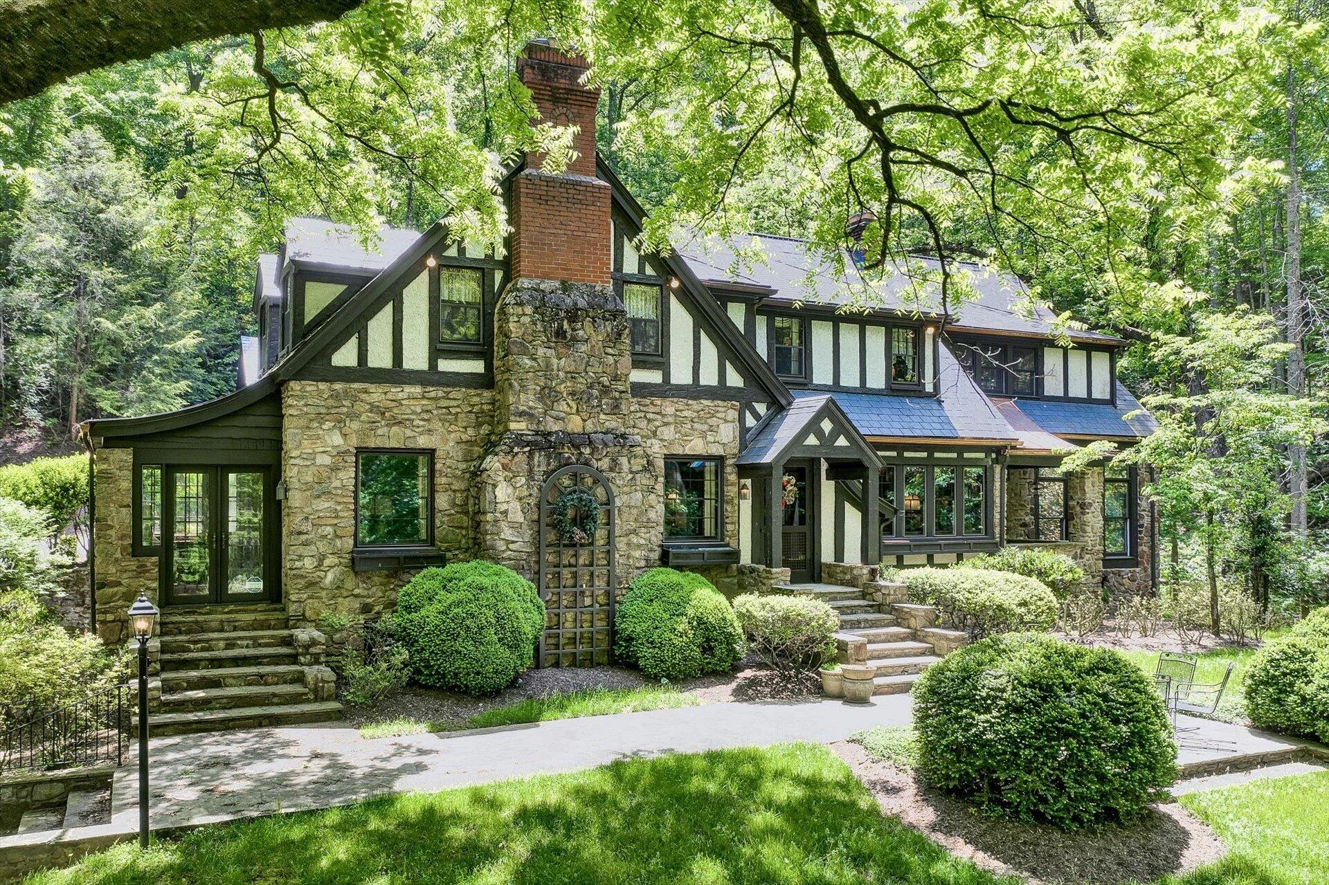 5122 Old Virginia Springs RD