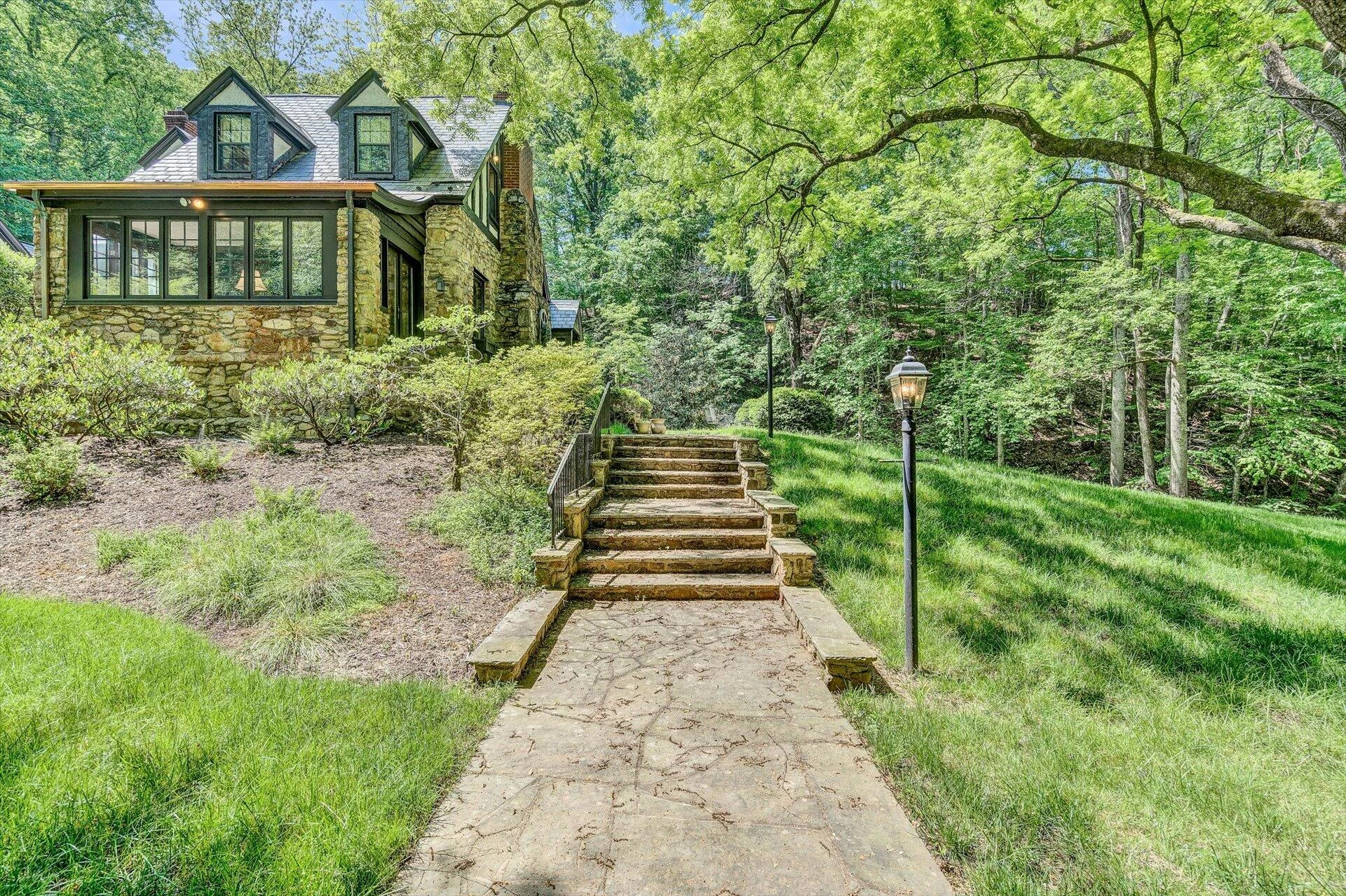 5122 Old Virginia Springs RD - Photo 3