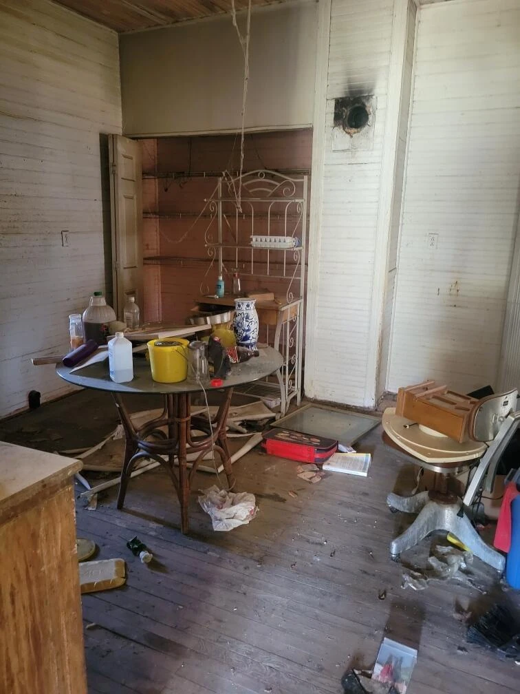 450 Byrd LN - Photo 6
