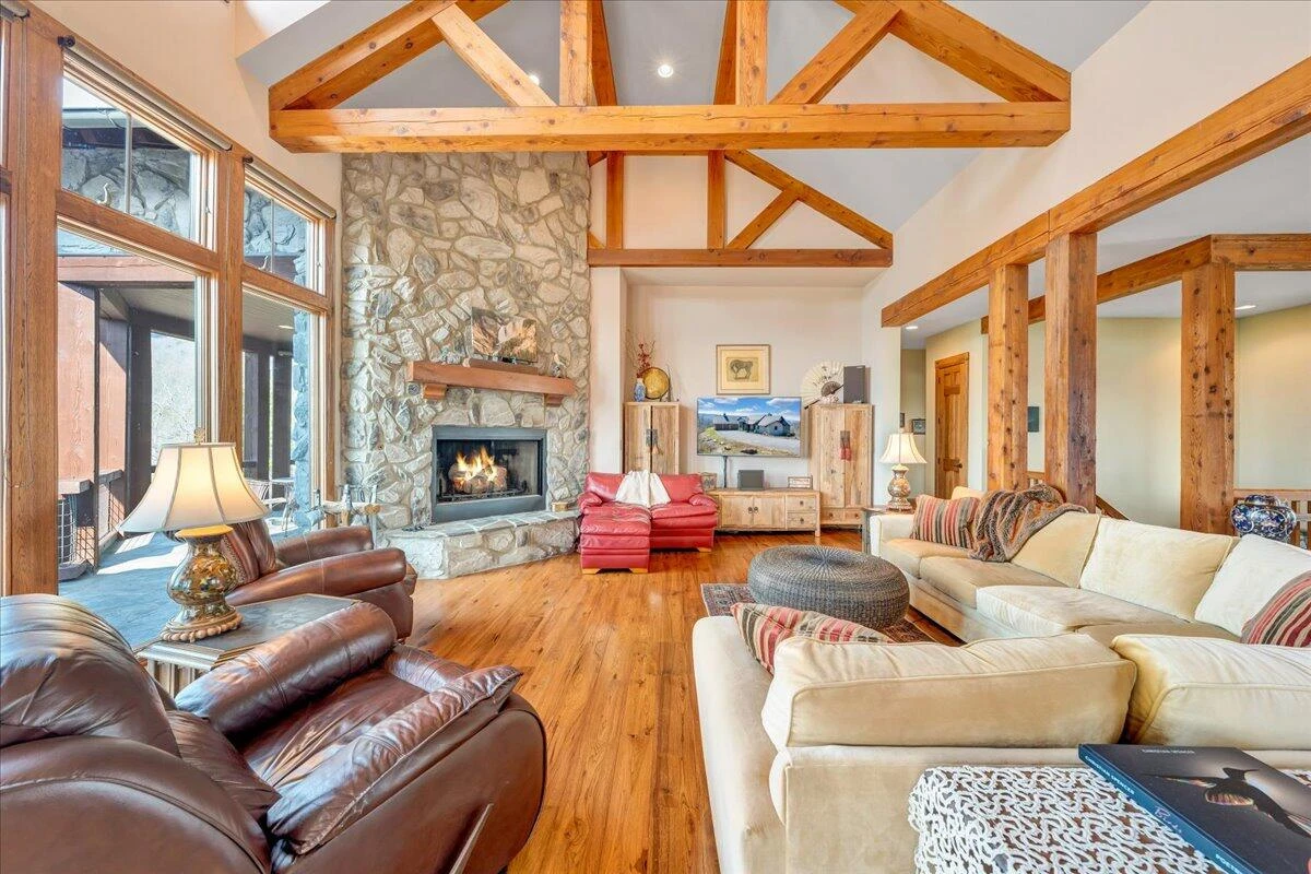 144 Seven Ridges RD - Photo 18