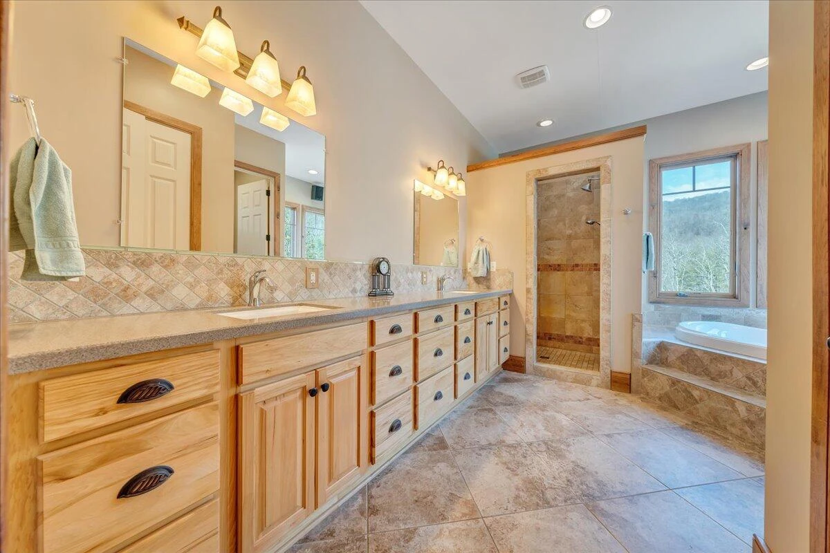 144 Seven Ridges RD - Photo 29