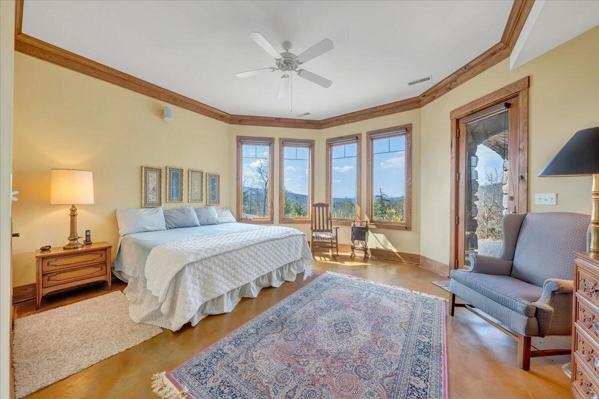 144 Seven Ridges RD - Photo 49