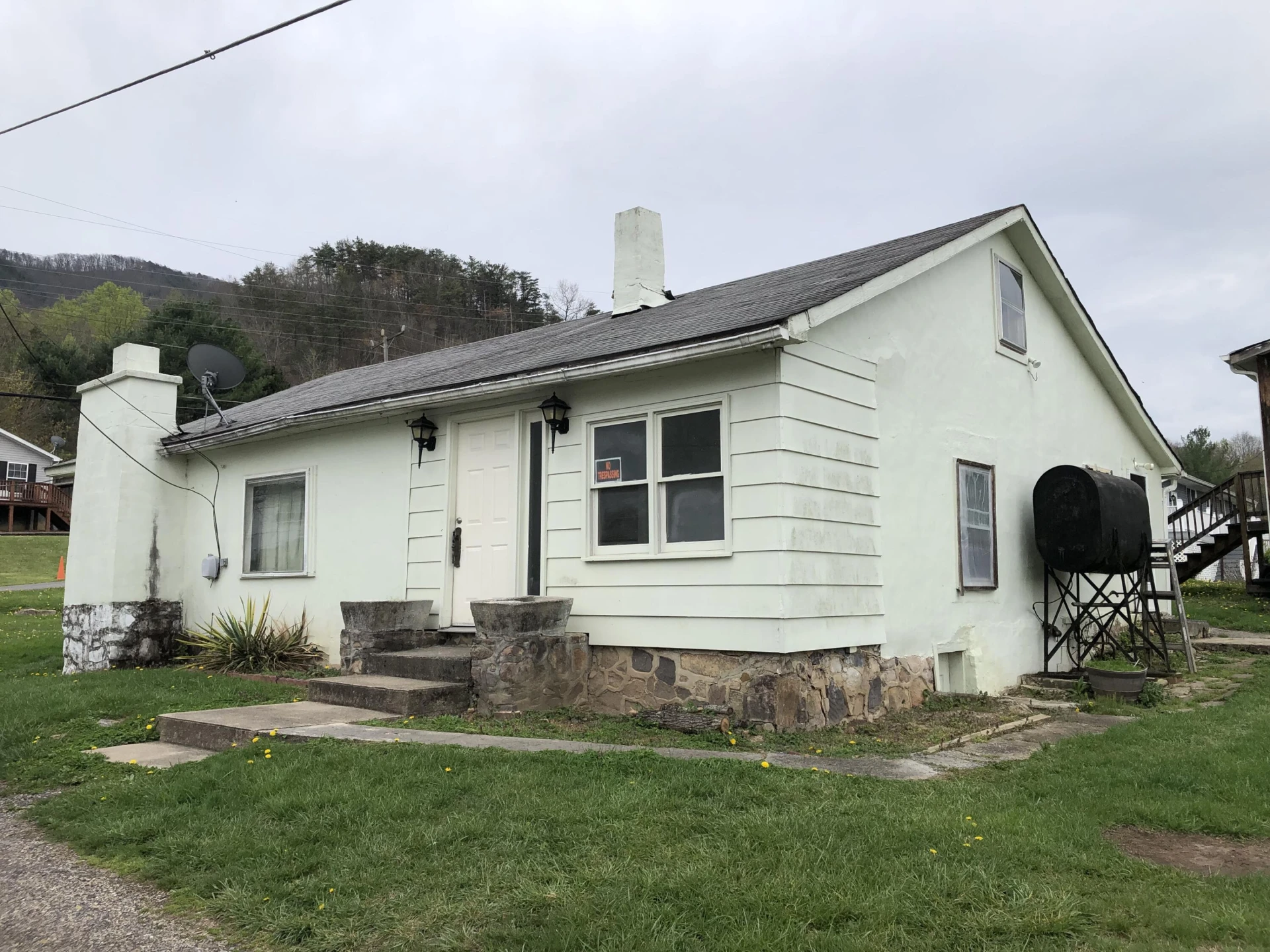 400 12th ST - Photo 3