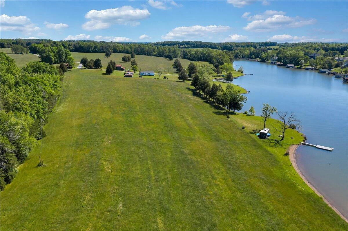 850 Rolling RD - Photo 18
