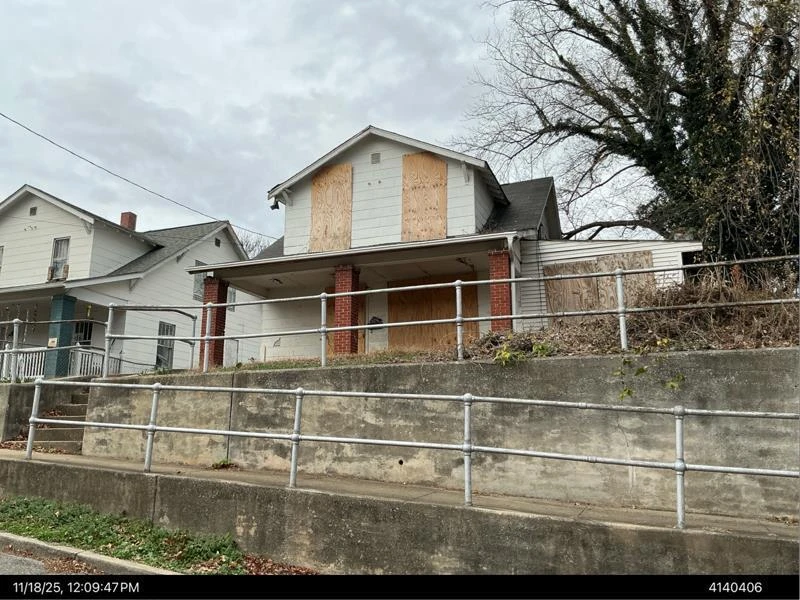 816 Morrill AVE SE