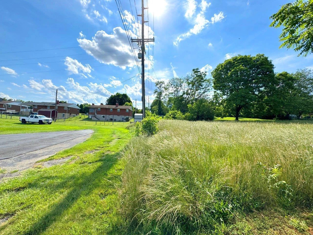 0 Huntington BLVD NE - Photo 18