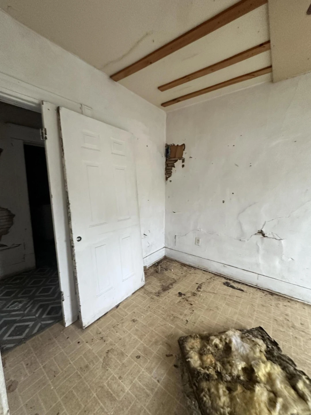 915 Jamison AVE SE - Photo 13
