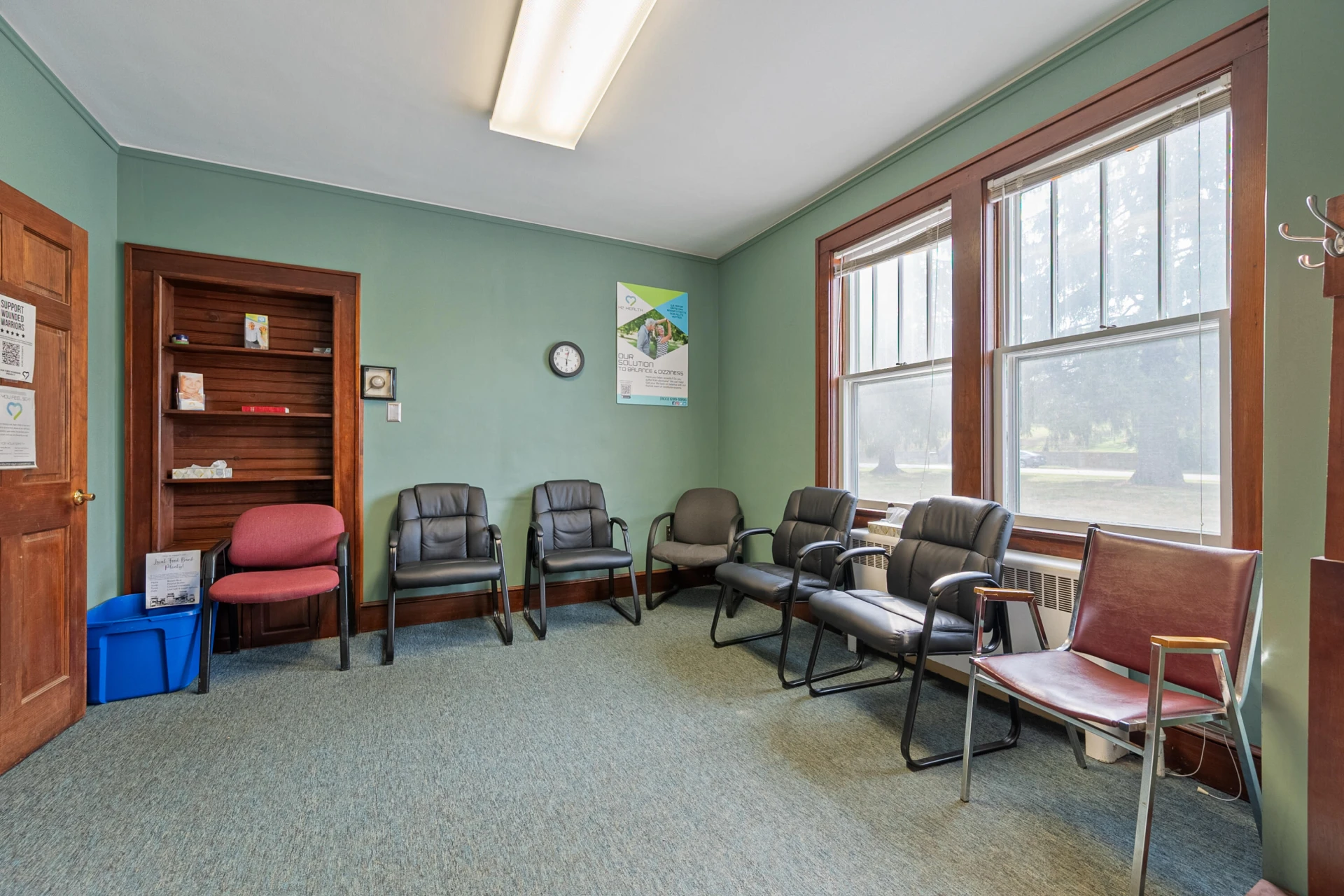 815 E Main ST - Photo 10